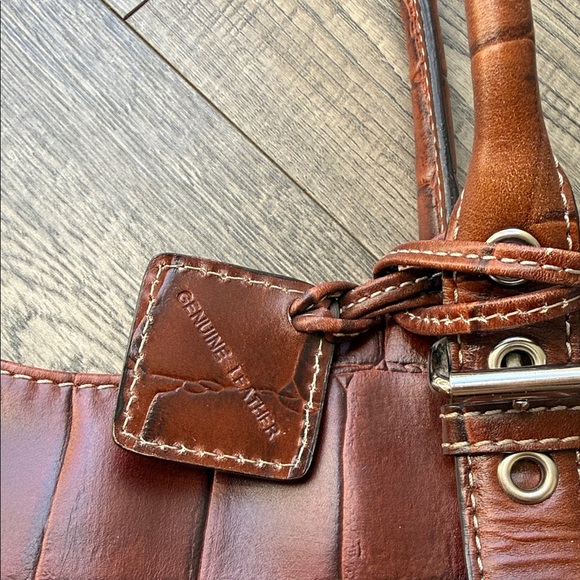 Anne Klein Vintage Brown Croc-Embossed Leather Shoulder Bag - Picture 2 of 5